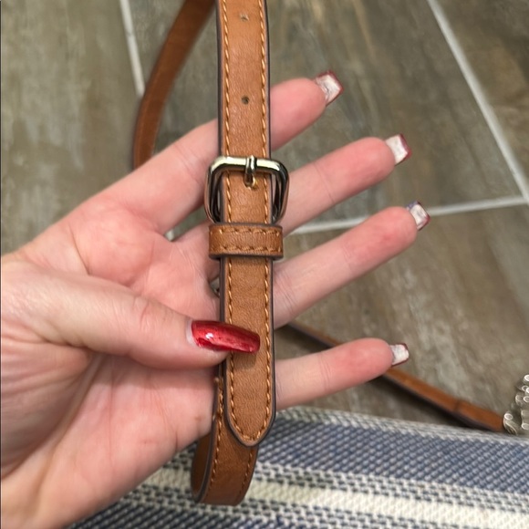 Market & Spruce Striped Crossbody Bag with Chain - Picture 8 of 8